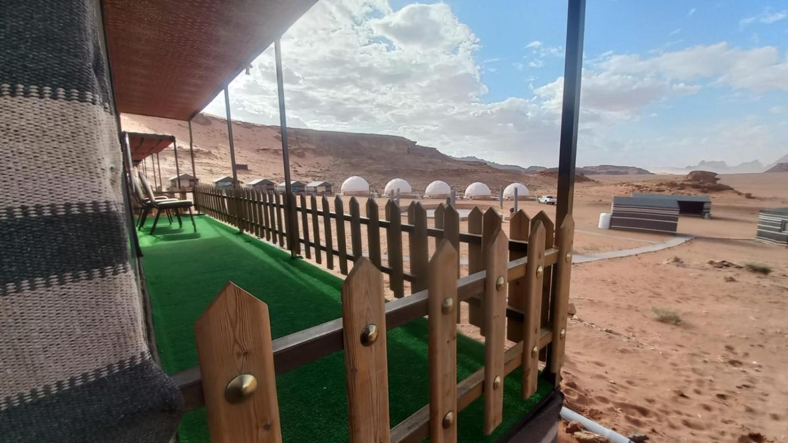 فندق Al Raha Luxury Camp وادي رم المظهر الخارجي الصورة