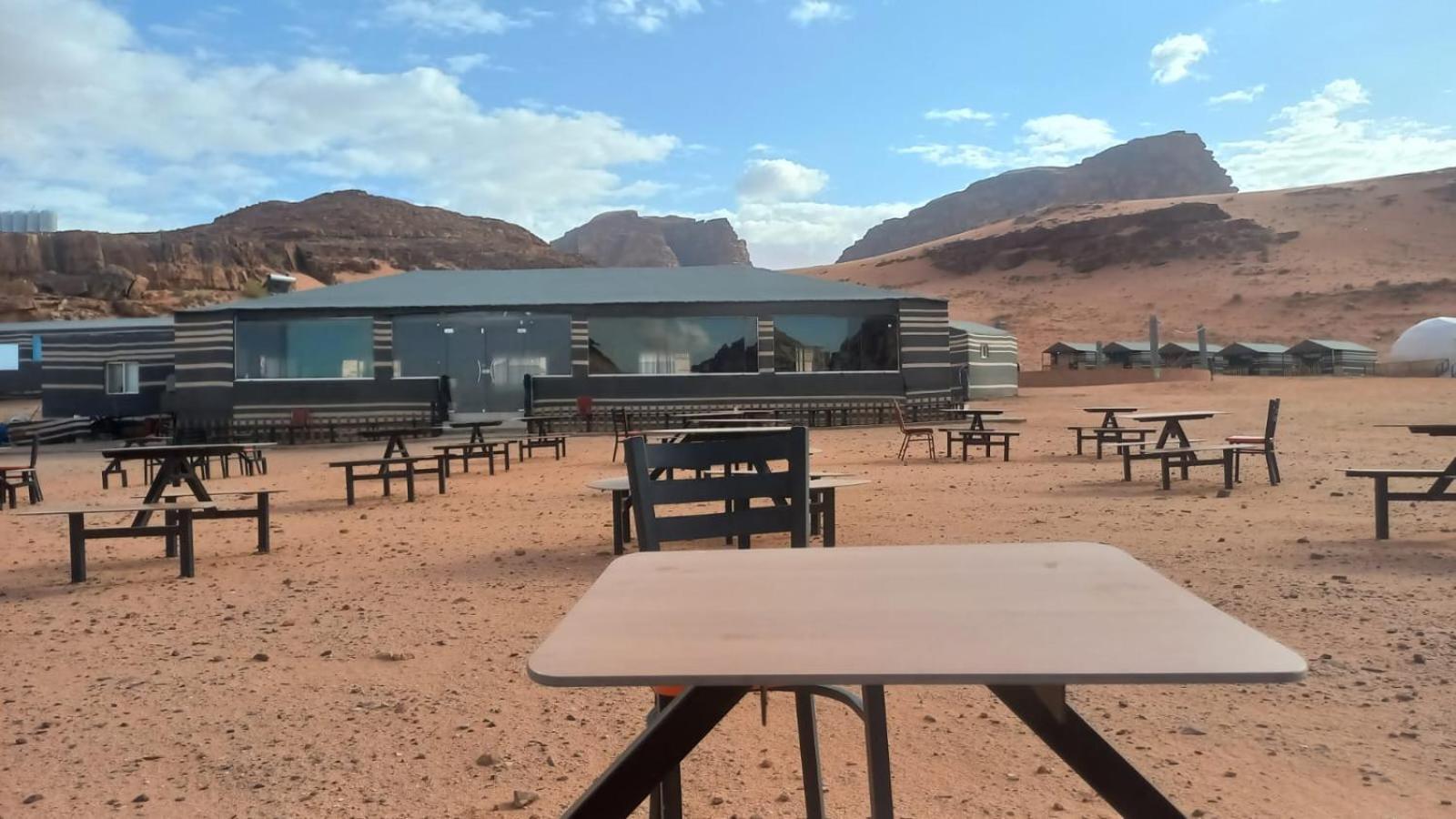 فندق Al Raha Luxury Camp وادي رم المظهر الخارجي الصورة