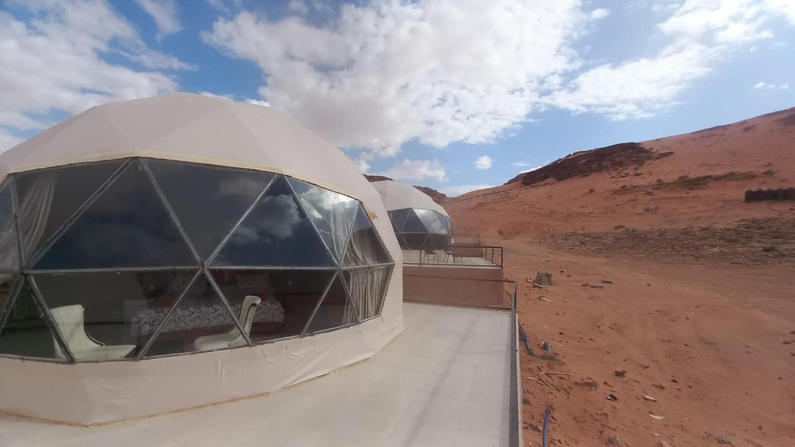 فندق Al Raha Luxury Camp وادي رم المظهر الخارجي الصورة