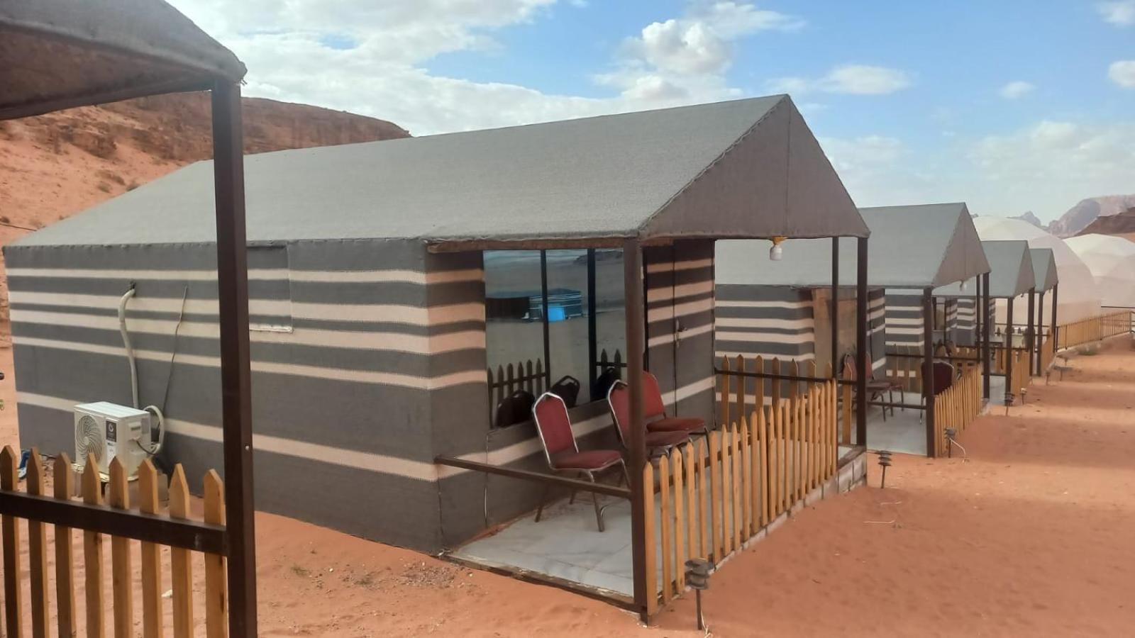 فندق Al Raha Luxury Camp وادي رم المظهر الخارجي الصورة
