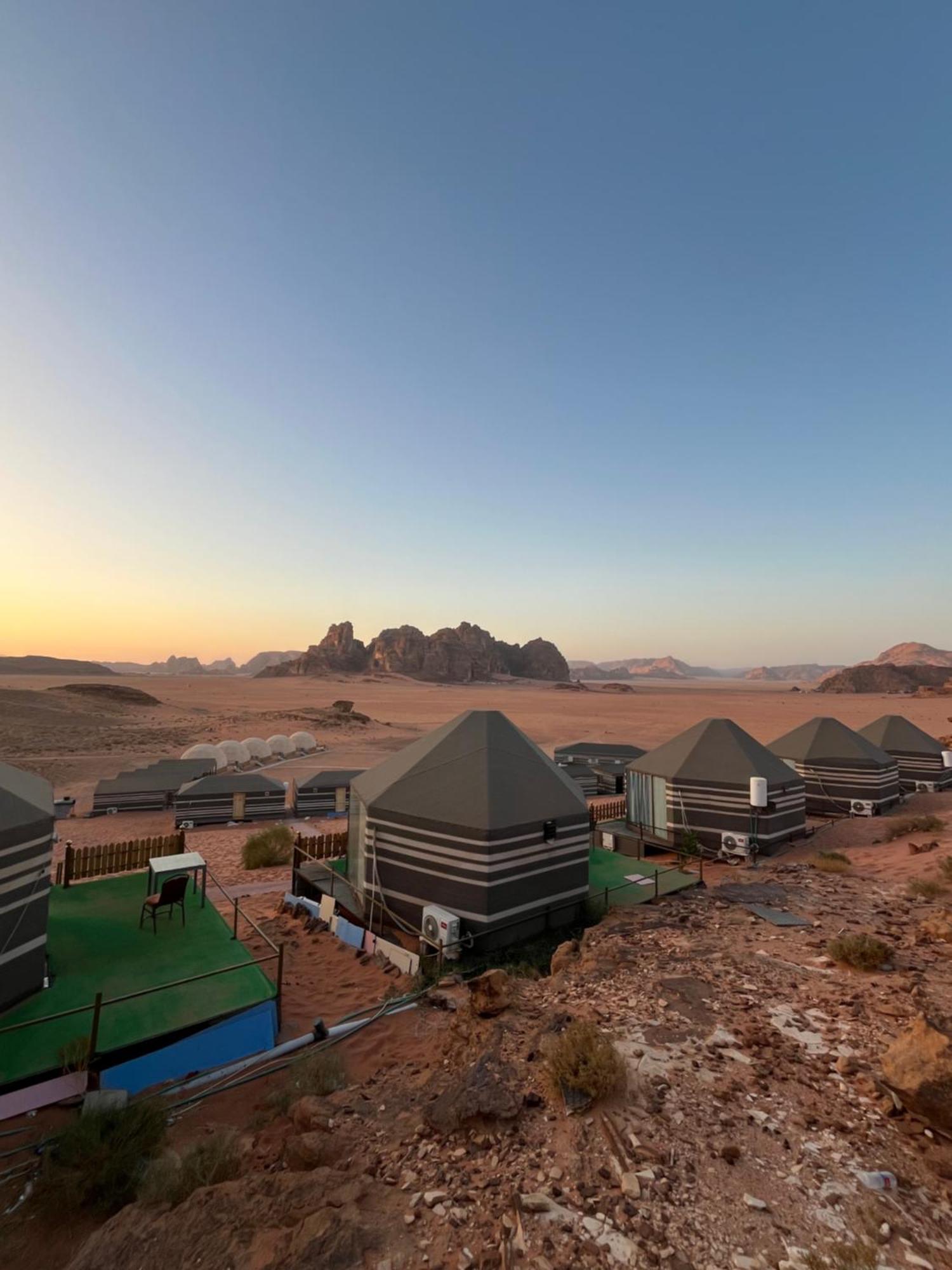 فندق Al Raha Luxury Camp وادي رم المظهر الخارجي الصورة