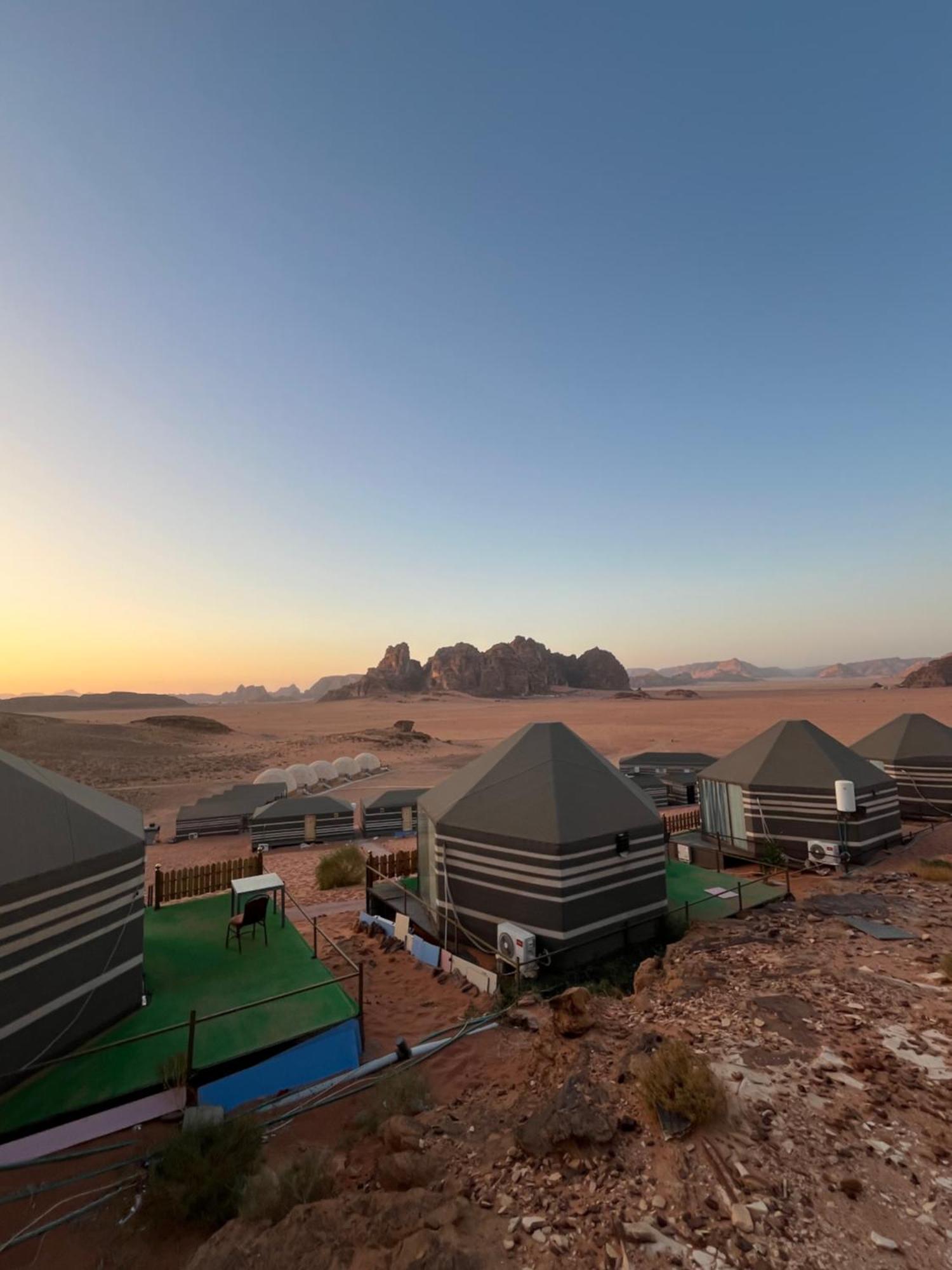 فندق Al Raha Luxury Camp وادي رم المظهر الخارجي الصورة