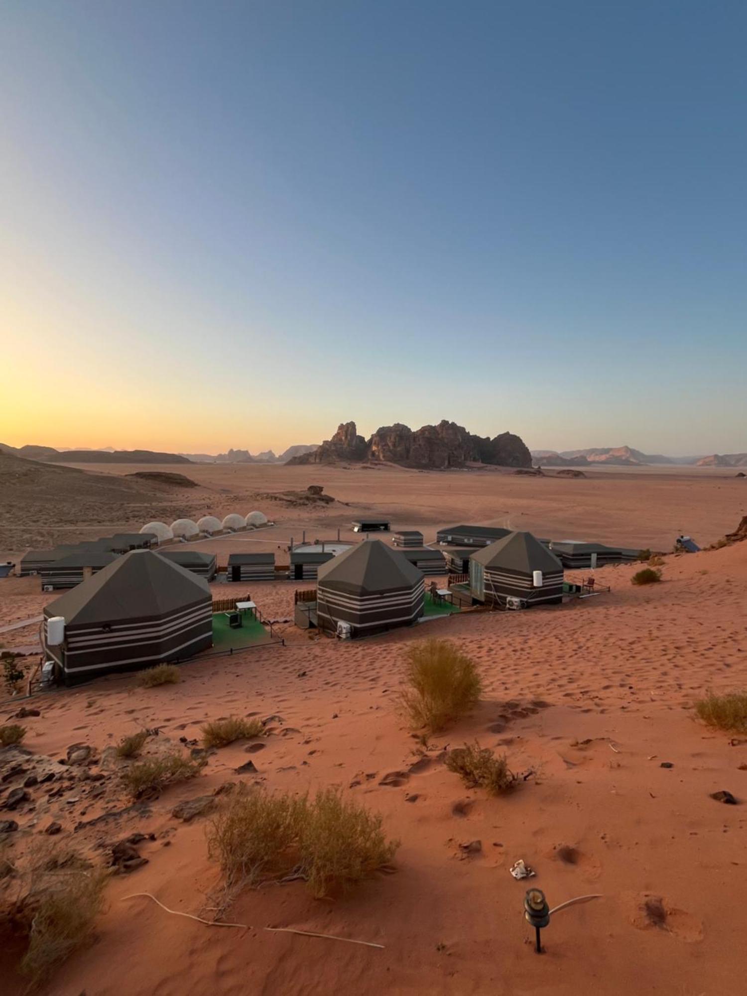 فندق Al Raha Luxury Camp وادي رم المظهر الخارجي الصورة
